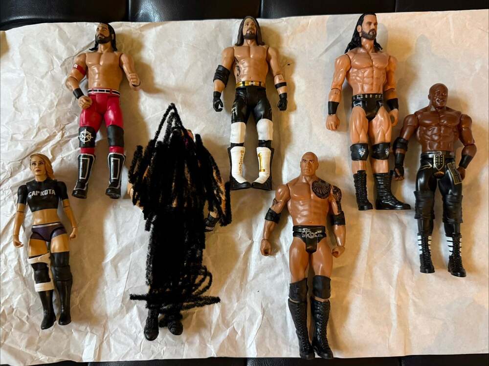 Lot of 6 WWE Wrestling Action Figures